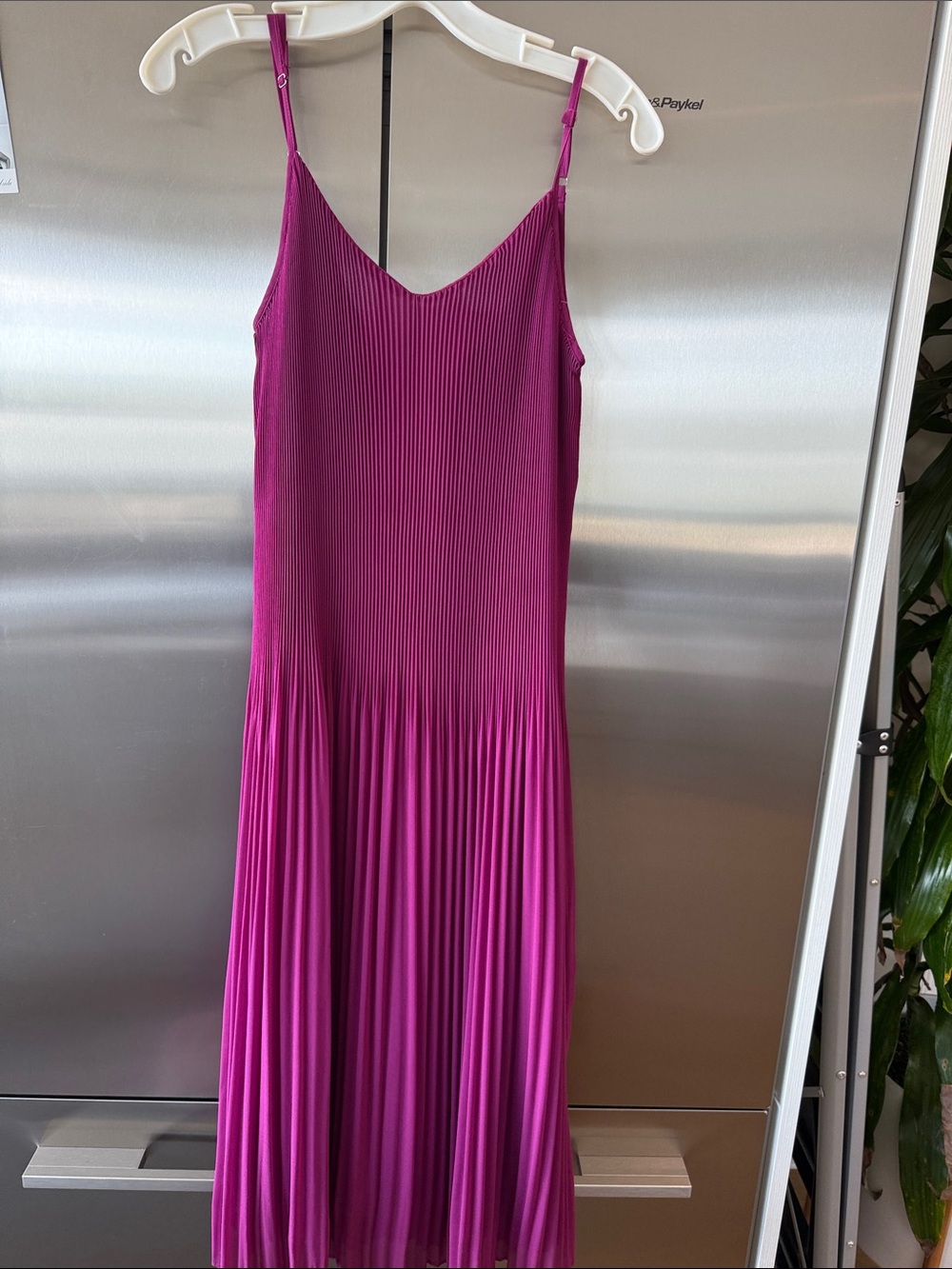 LuluWomen's Fuchsia Pleated Slip Dress